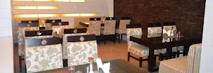 Salt Restaurant - Logo