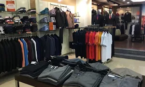 Samiya Garments - Logo
