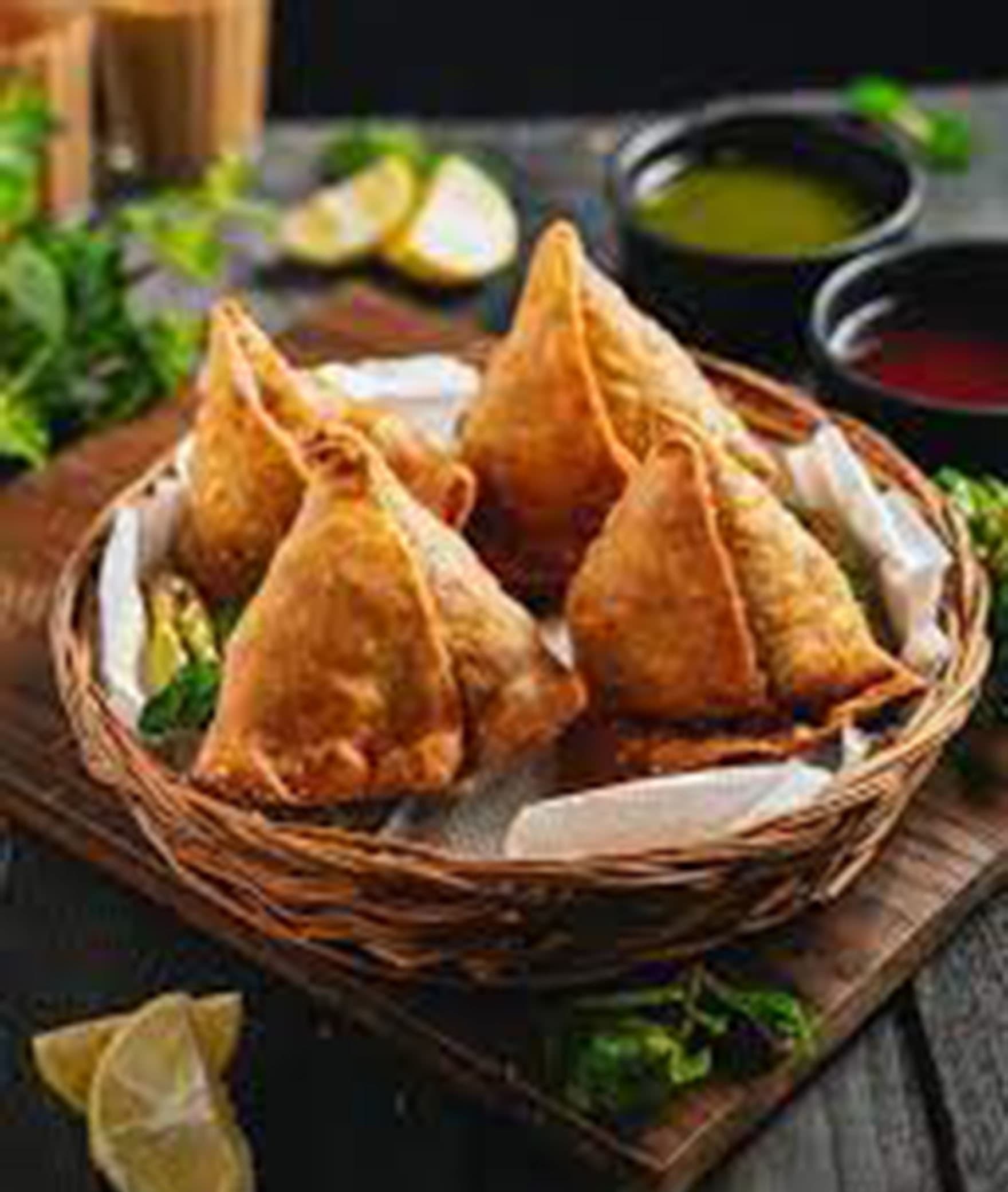 Samosa Junction - Logo