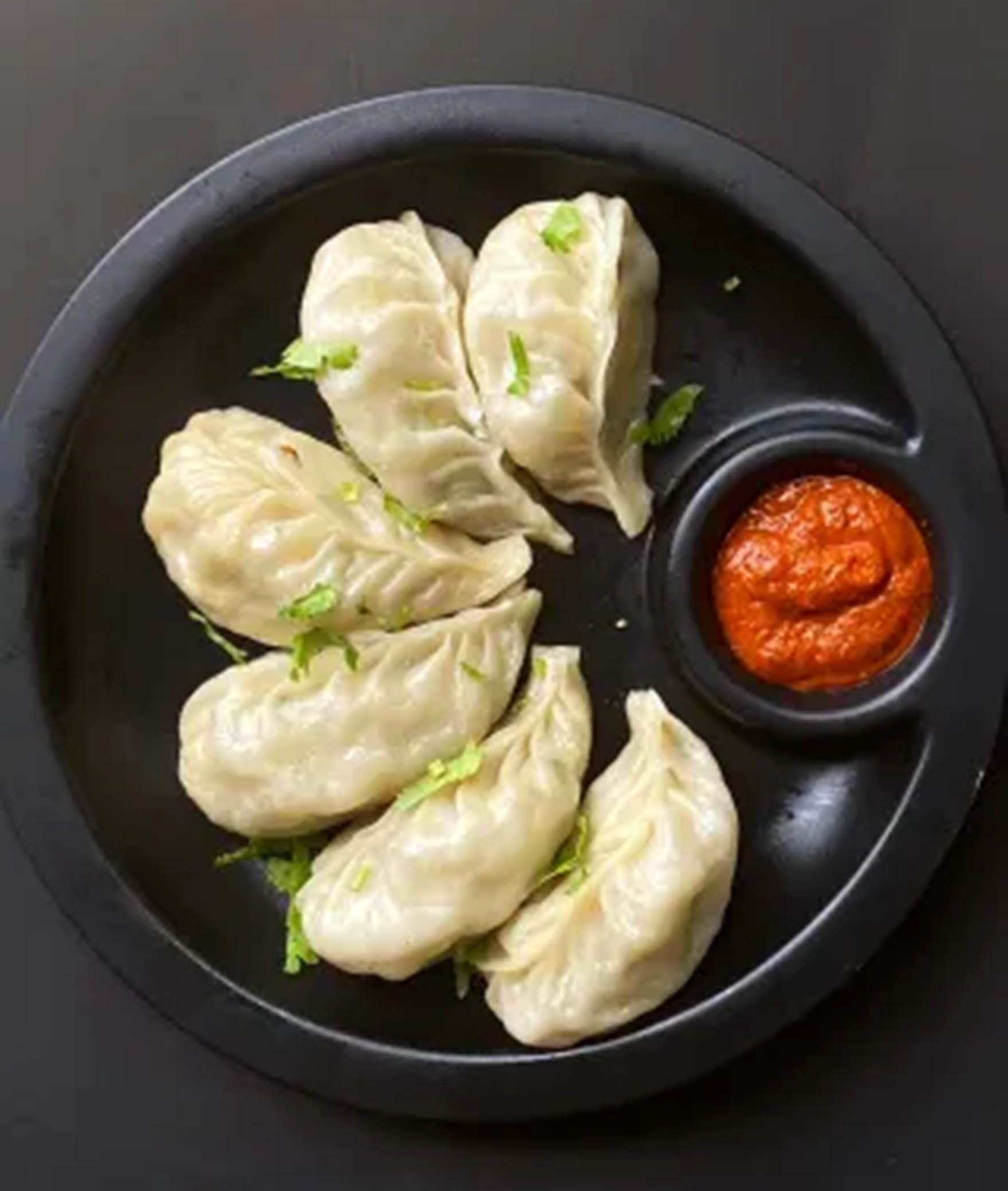 Sam's Momos - Logo