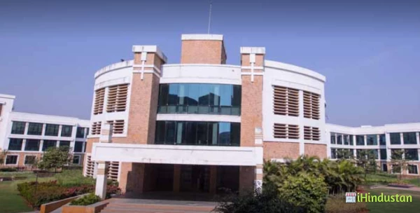 Sandip University - Logo