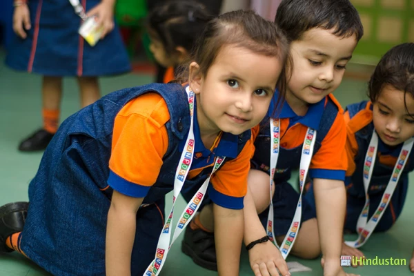 Sanfort Play school - Logo