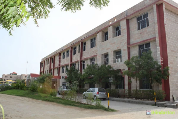 SANGAM SCHOOL OF EXCELLENCE - Logo