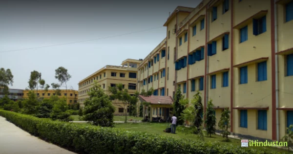 Santiniketan B.Ed College - Logo