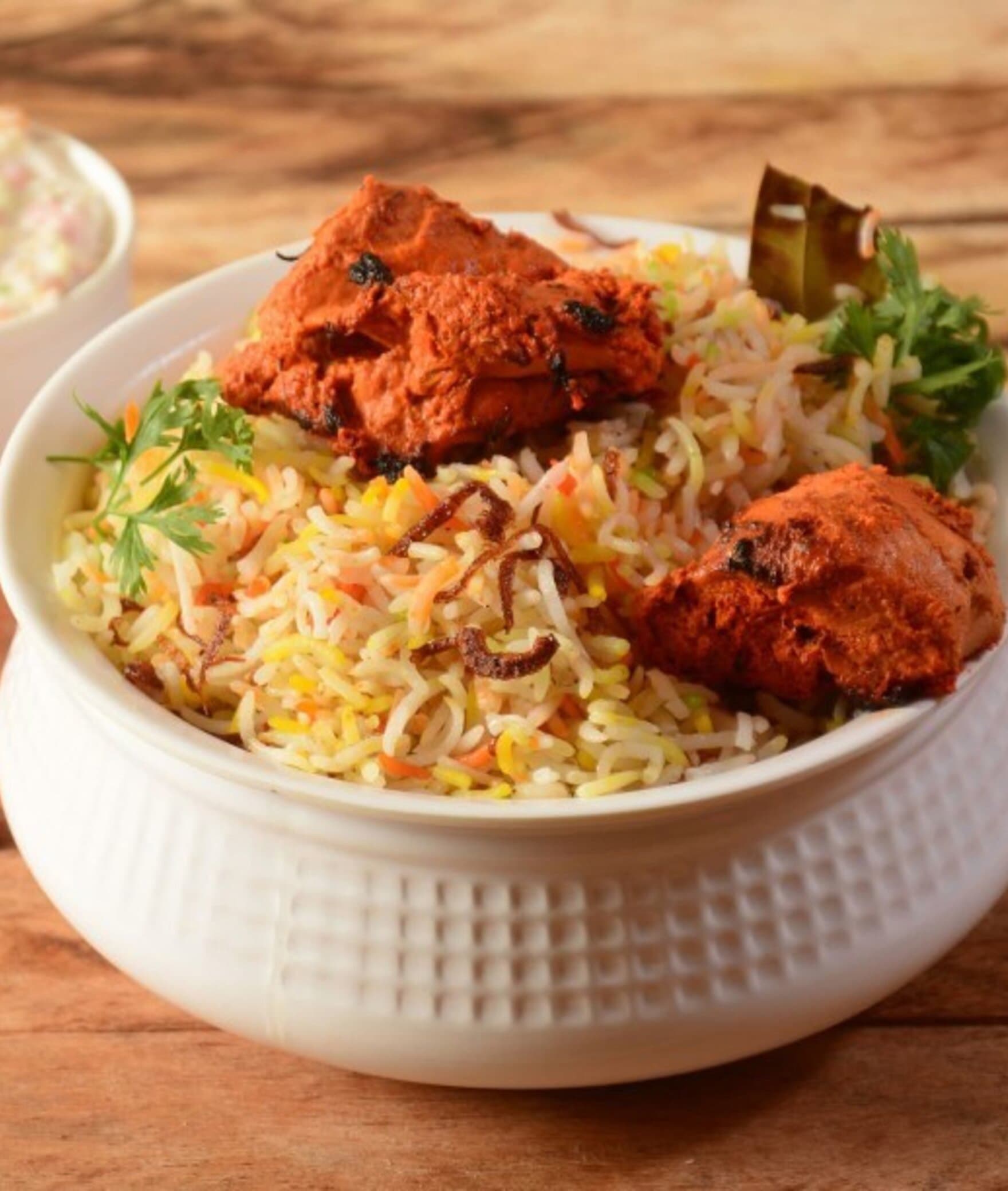 Sanu Family Restaurant - Logo