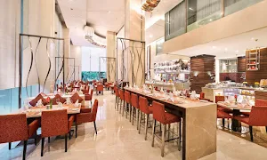 Saptami - Holiday Inn - Logo