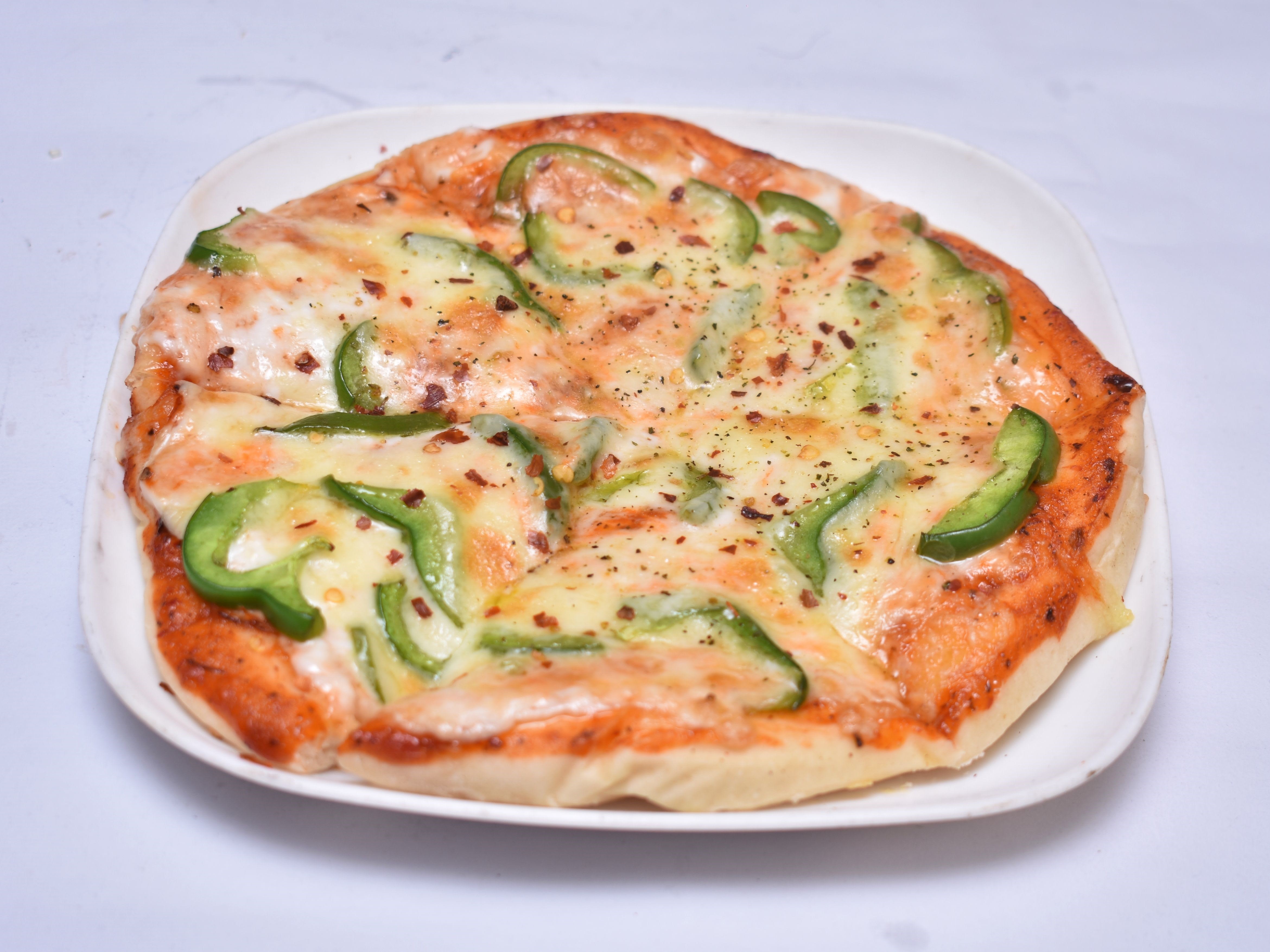 Saqg Pizza And Fast Food - Logo