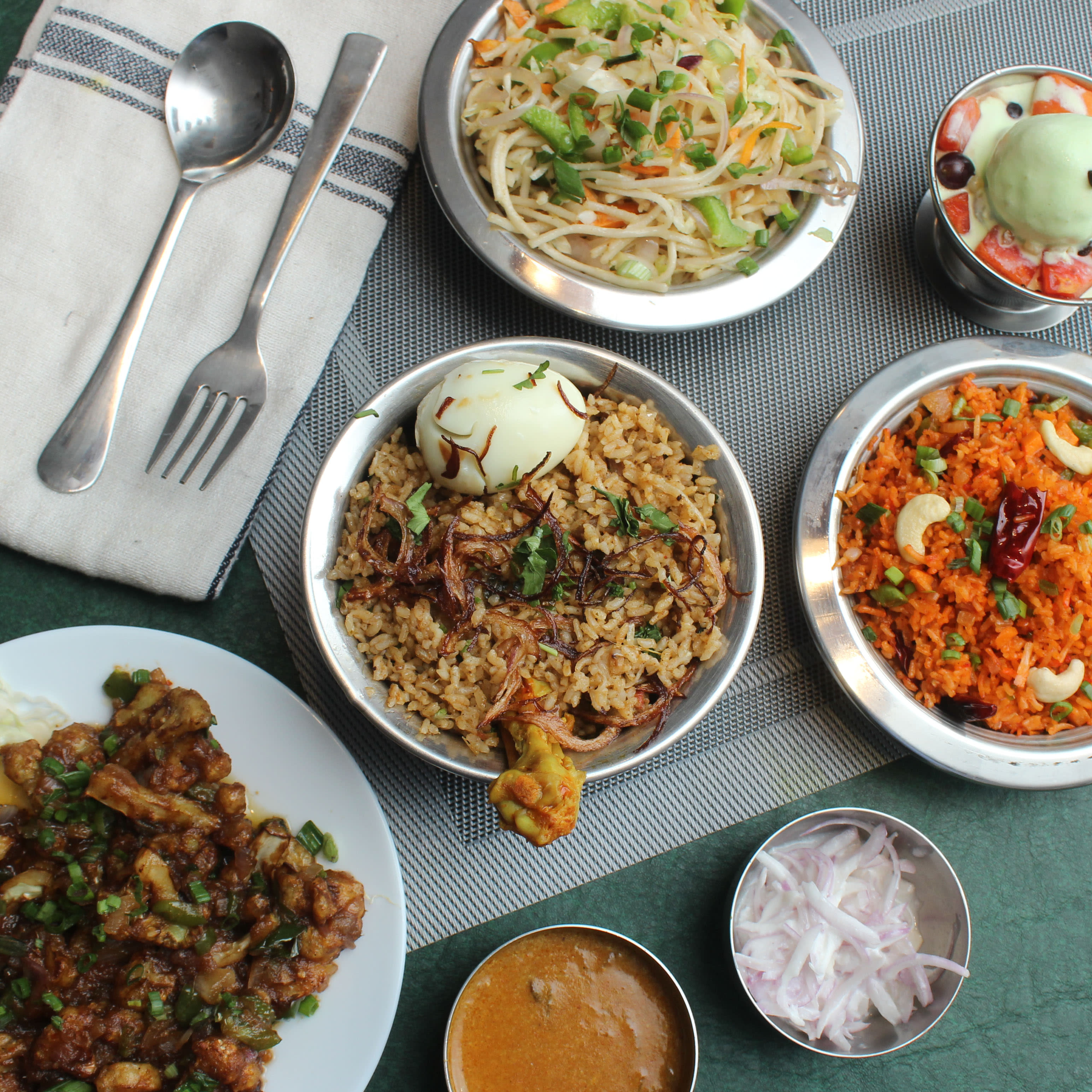 Saradha Grande Gem Restaurant Non Veg - Logo