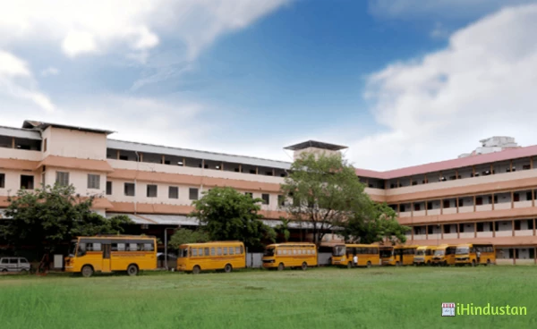 Saraswathi Vidyanikethan Public School - Logo