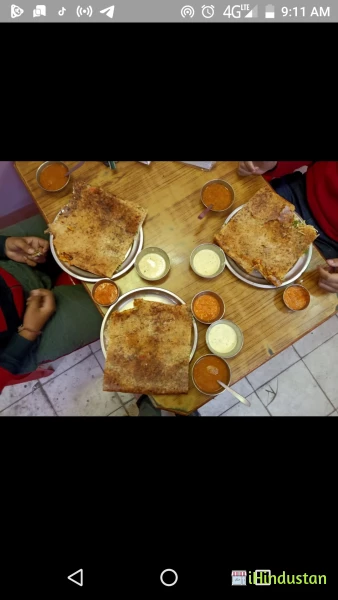 Saravan Cafe - Logo