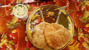 Sardar Ji Ke Special Paneer Wale Chole Bhature - Cover photo