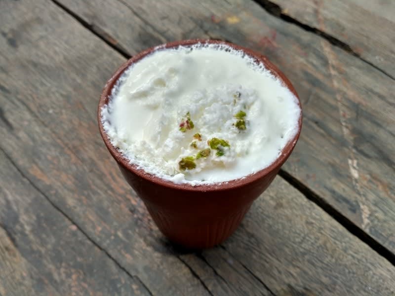 Sardar ji lassi wale - Logo