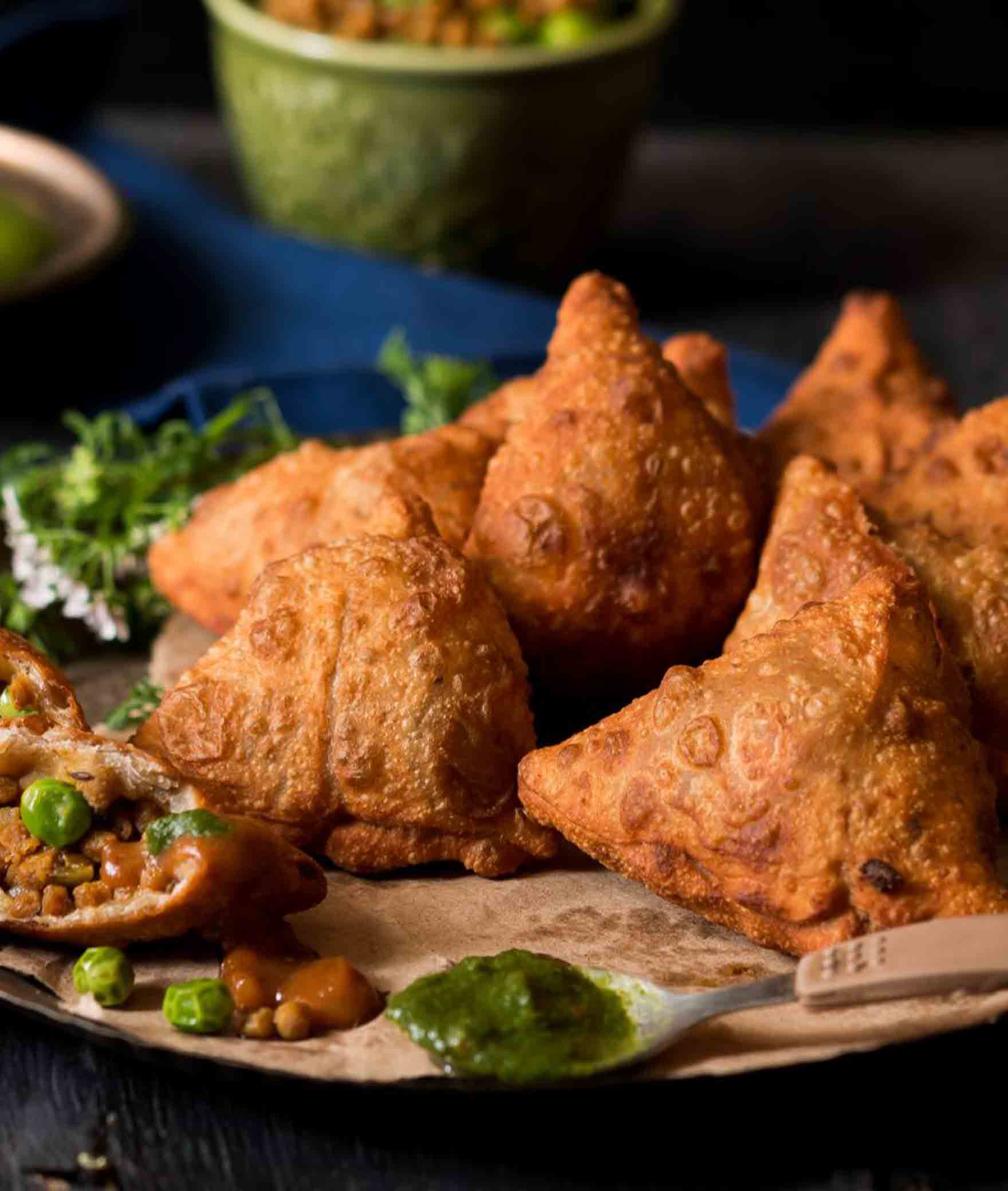 Sardar Jis Lassi And Kachori - Logo
