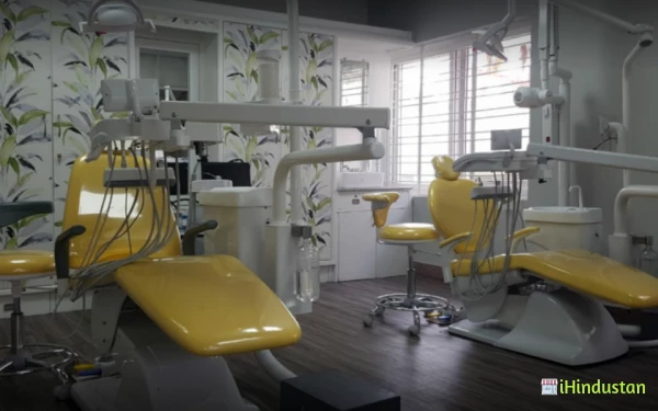 Sarnaik dental care - Logo