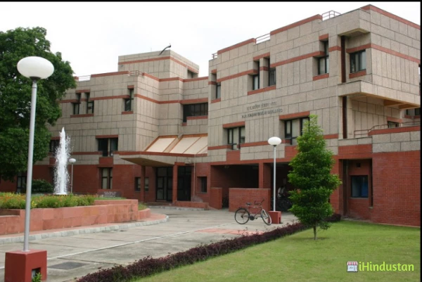 Sarvoday Charitable MBA College - Logo