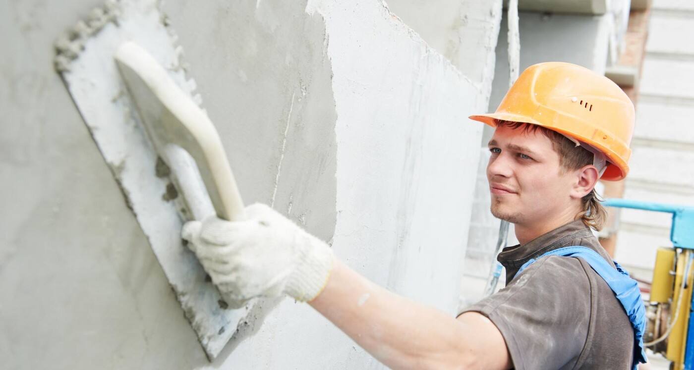 Sasha's Plastering - Logo