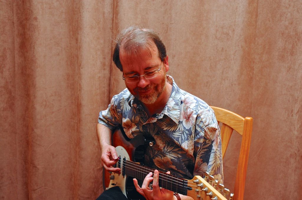 Saskatoon Guitar Studio - Logo