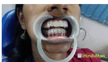 Sastha's Dental Clinic - Logo