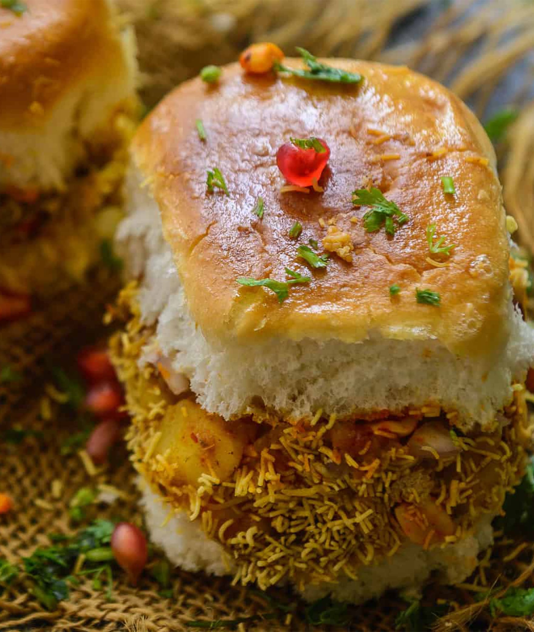 Satguru Vip Dabeli And Fast Food - Logo