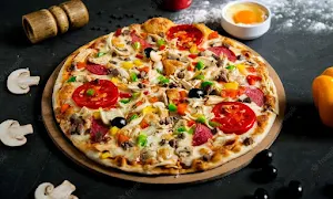 Saty Naam Pizza - Logo
