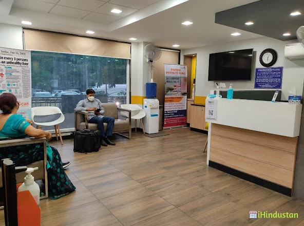 SCM Clinics by Dr. Vineet Malhotra - Logo