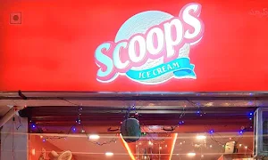 SCOOPS ICE CREAM - Logo