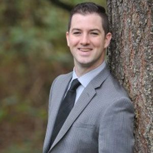 Sean Patrick - RE/MAX Little Oak - Logo