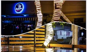 Selfie Kafe - Cover photo