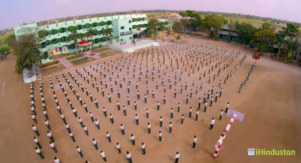 Selvam Matric. Hr. Sec. School - Logo