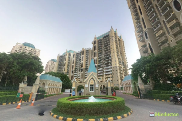 Service Apartments in DLF Magnolias Gurgaon - Logo