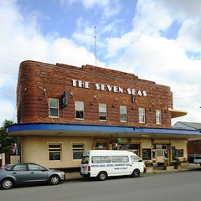 Seven Seas Hotel - Logo