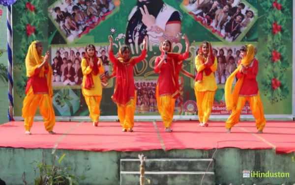 Shah Satnam Ji Girls School Budni - Logo