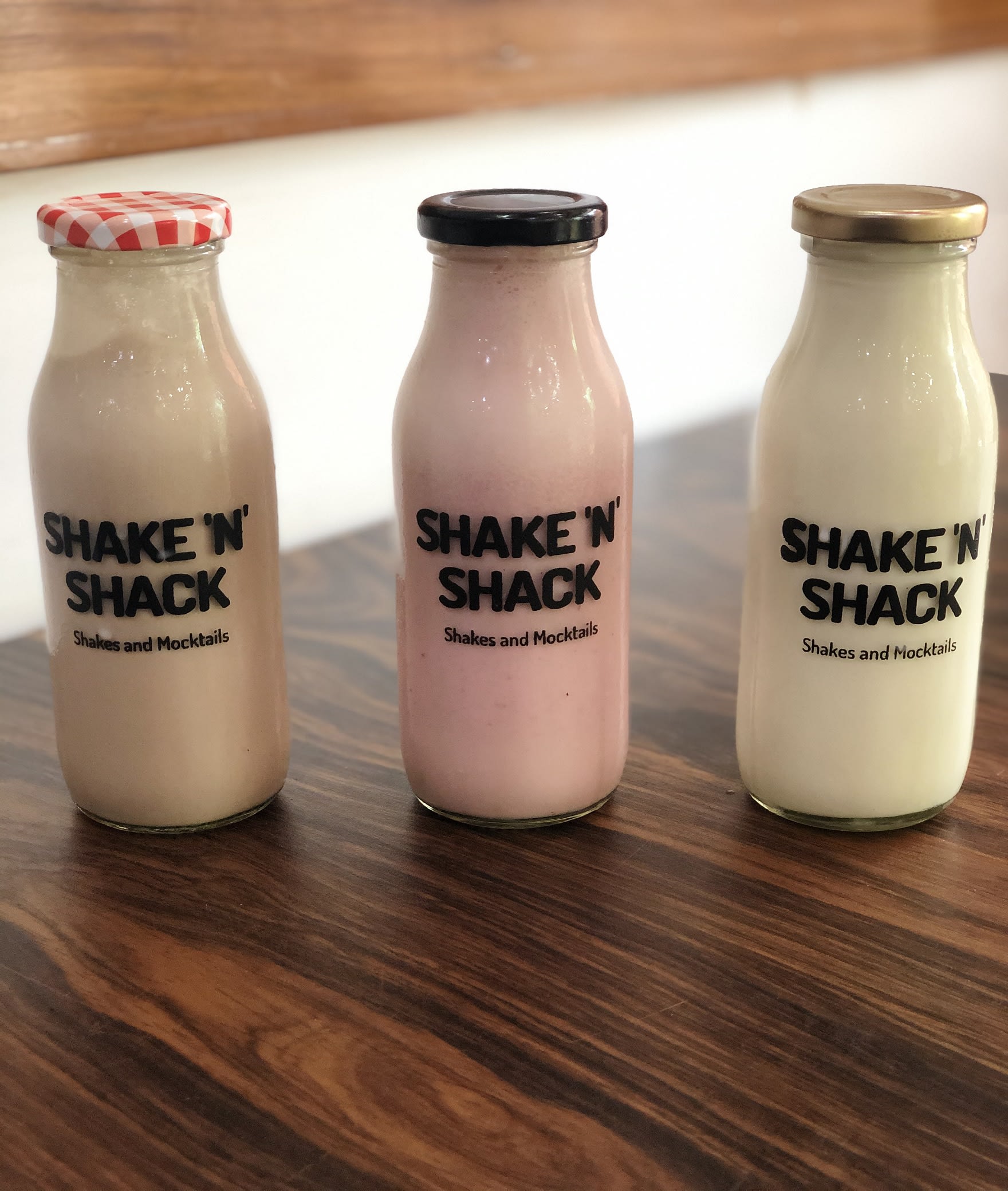 Shake `N` Shack - Logo