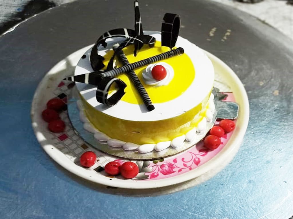 SHALU BAKERS AND SWEETS - Logo