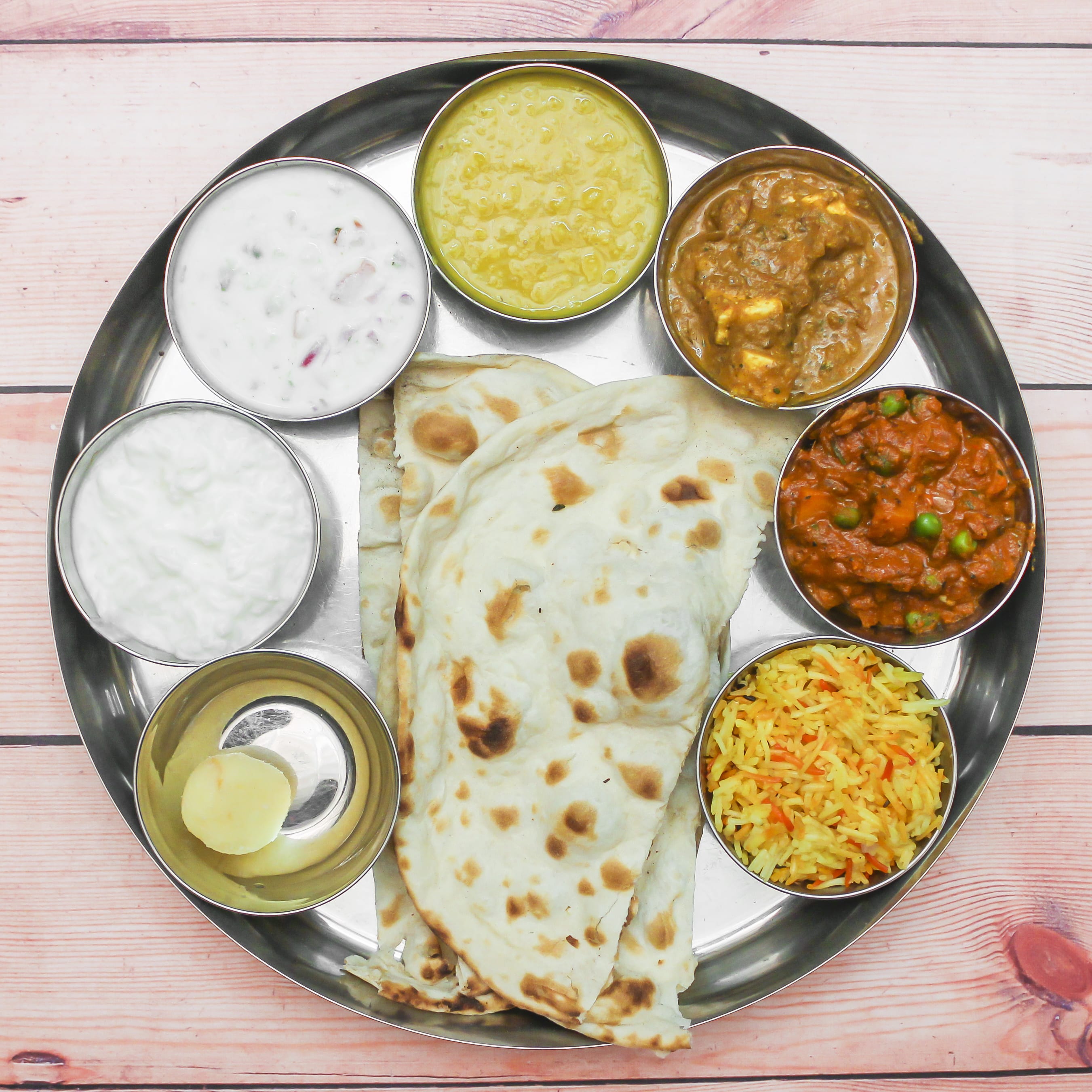 Sharadhi Gardenia Family Restaurant - Logo