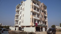 Sharma building painters - Logo