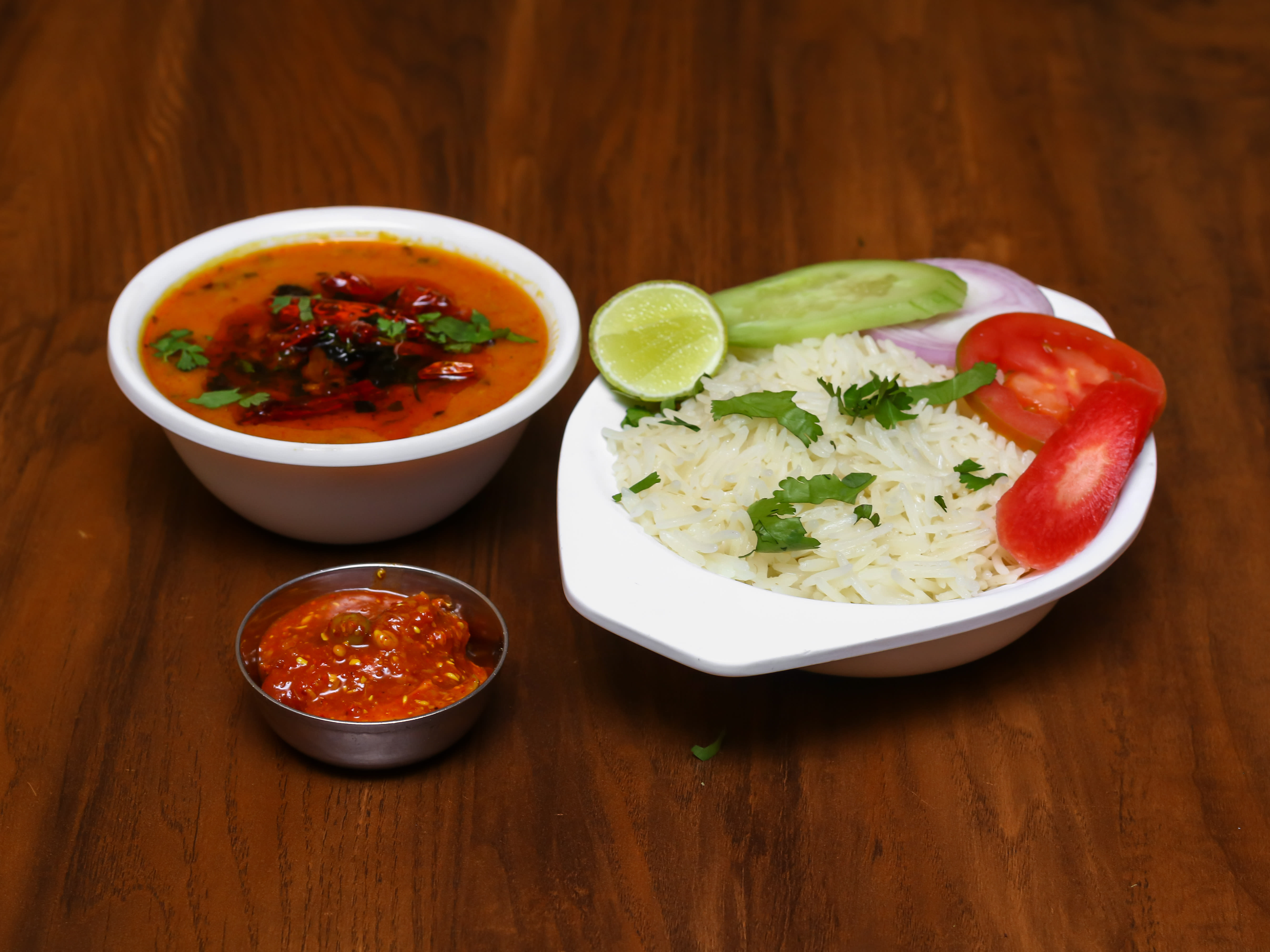 Sharma & Vishnu Fast Food - Hamidia Road - Logo