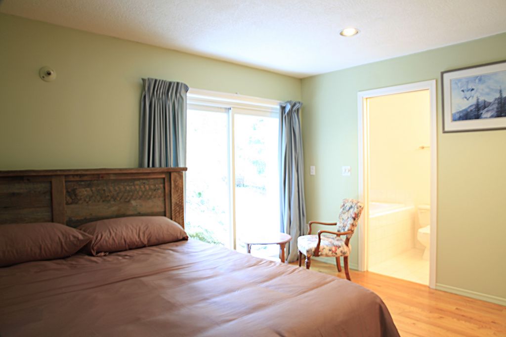 Shawnigan House Vacation Rental - Logo