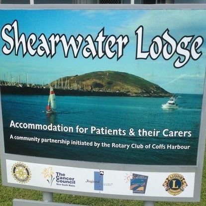 Shearwater Lodge - Logo