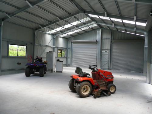 Shed Boss Innisfail - Logo