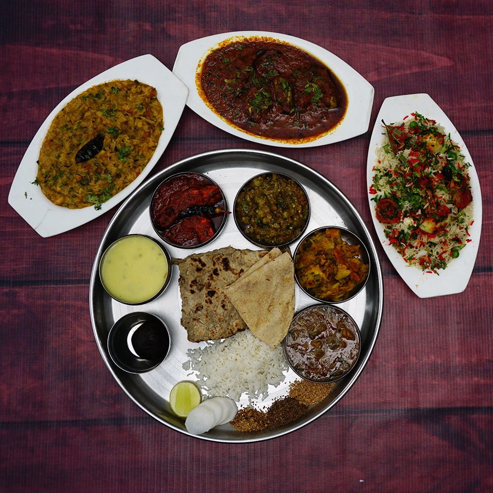 Shelokar Warhadi Tadka - Logo