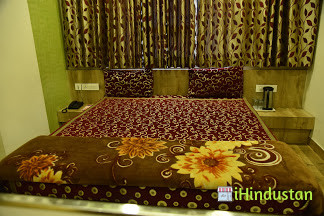 Shiv Villas Hotel - Logo