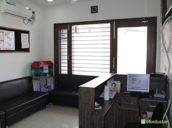 Shree Dental Care Centre - Logo