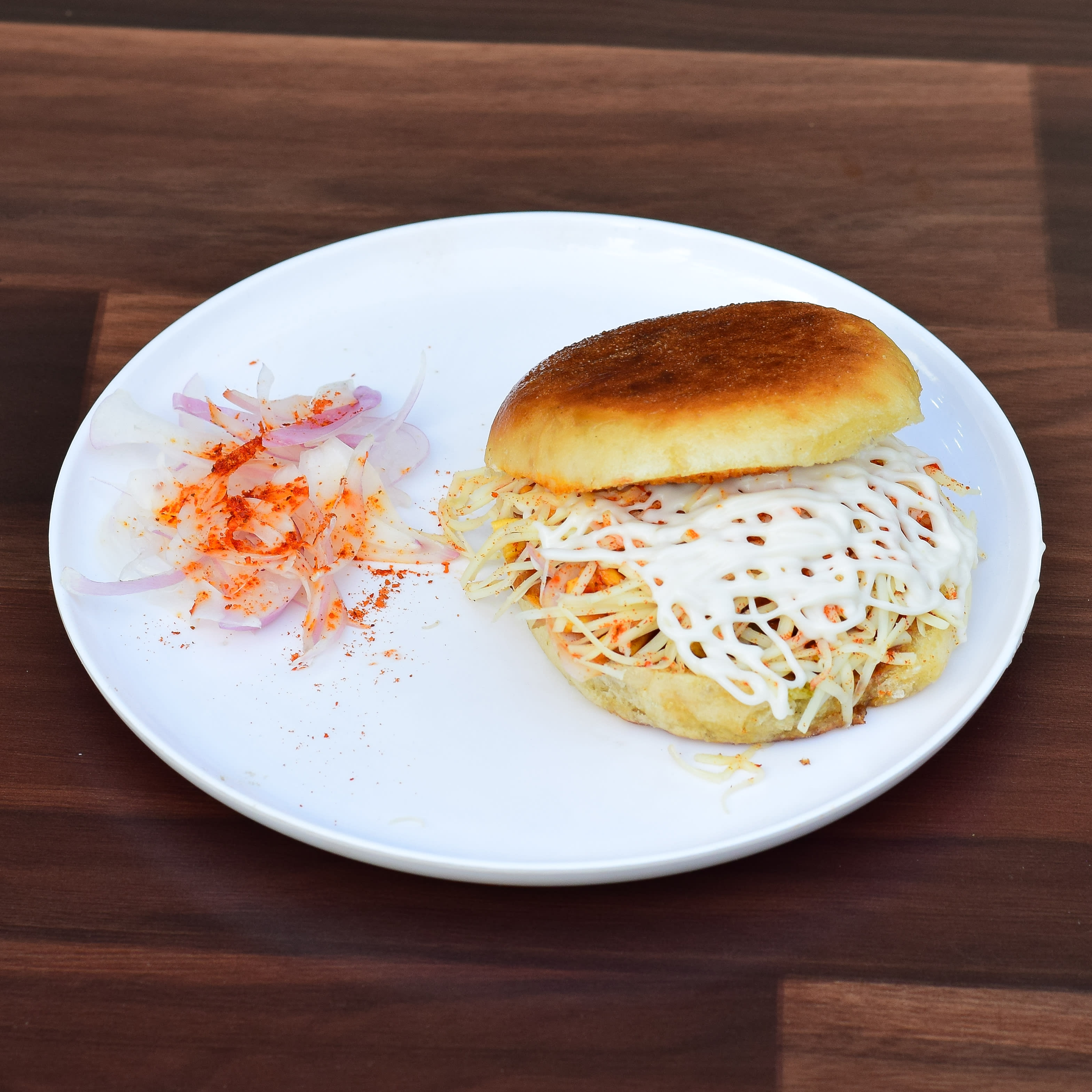 Shree leela Hot dog - Logo