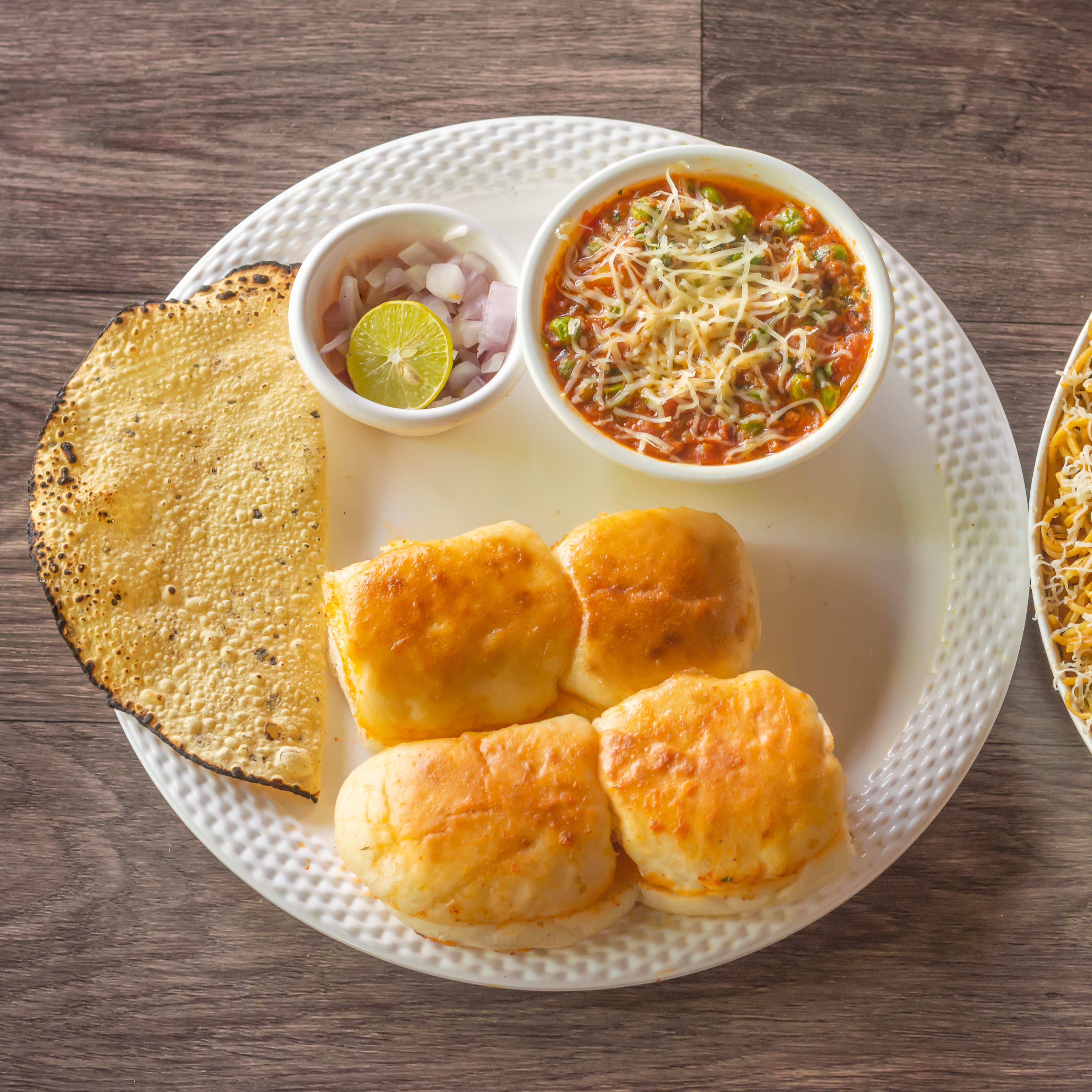 Shree Nath Pav Bhaji - Logo
