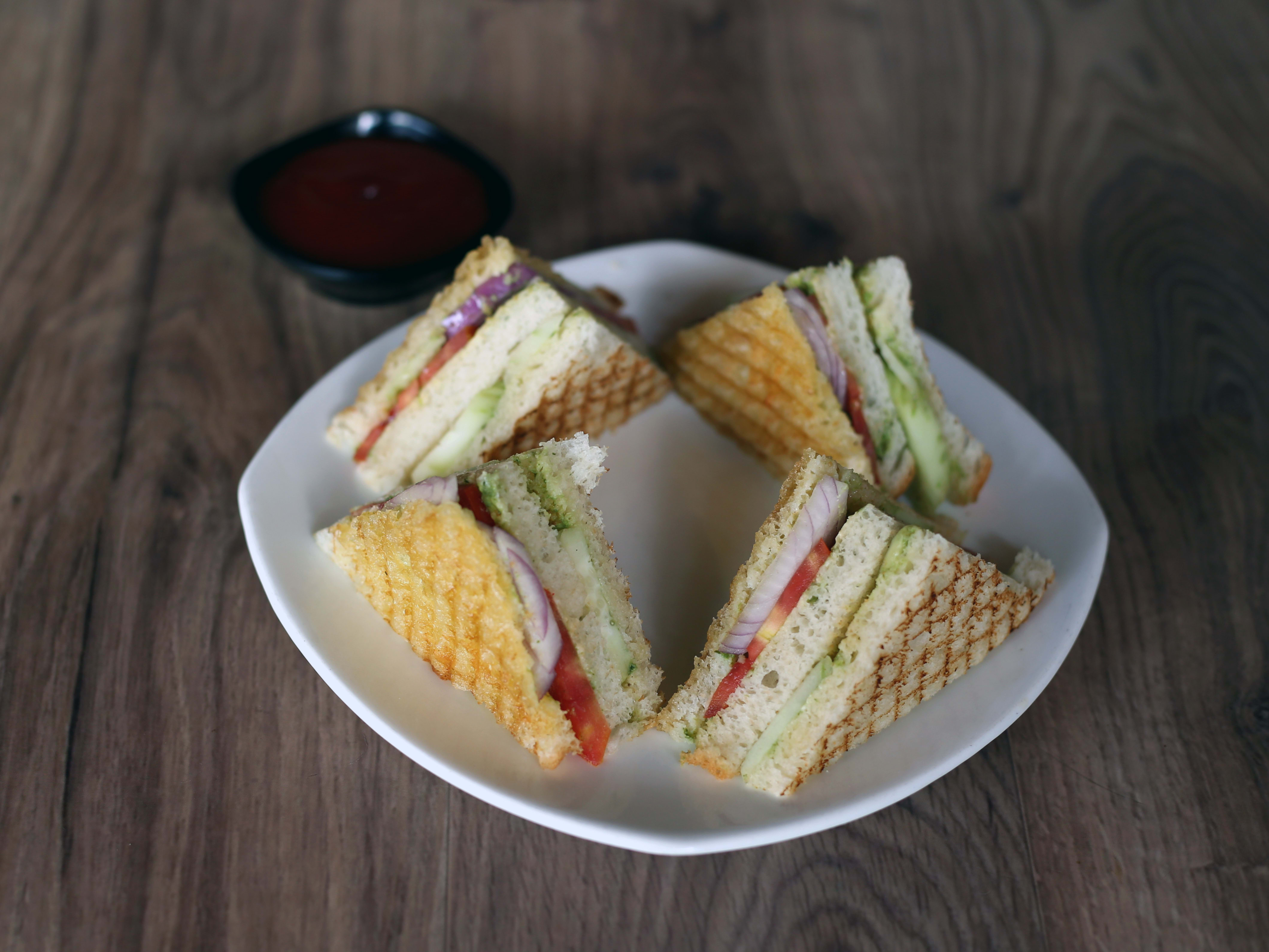 Shree Sandwich - Logo