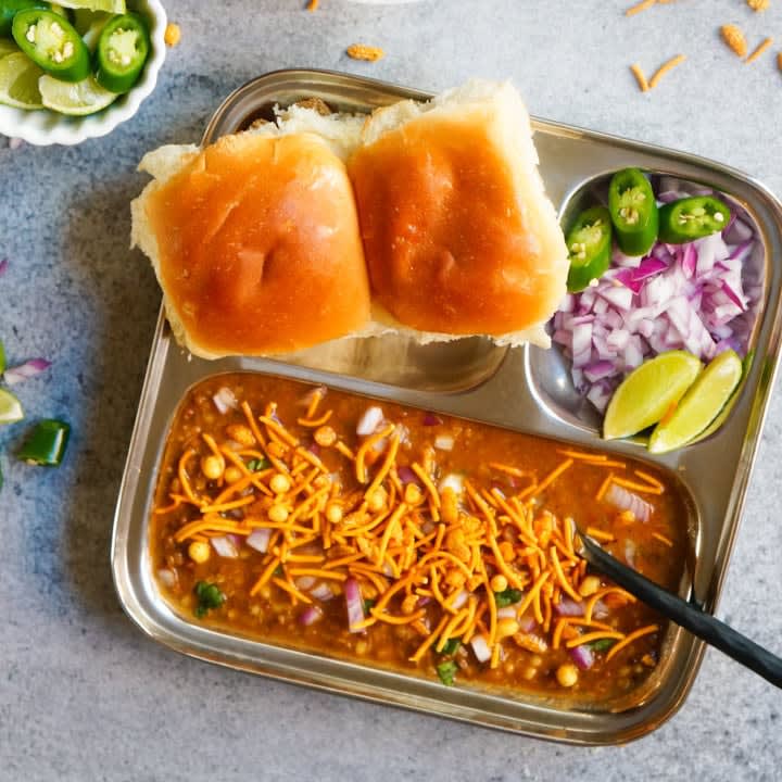 Shree Someshwar Misal House - Logo