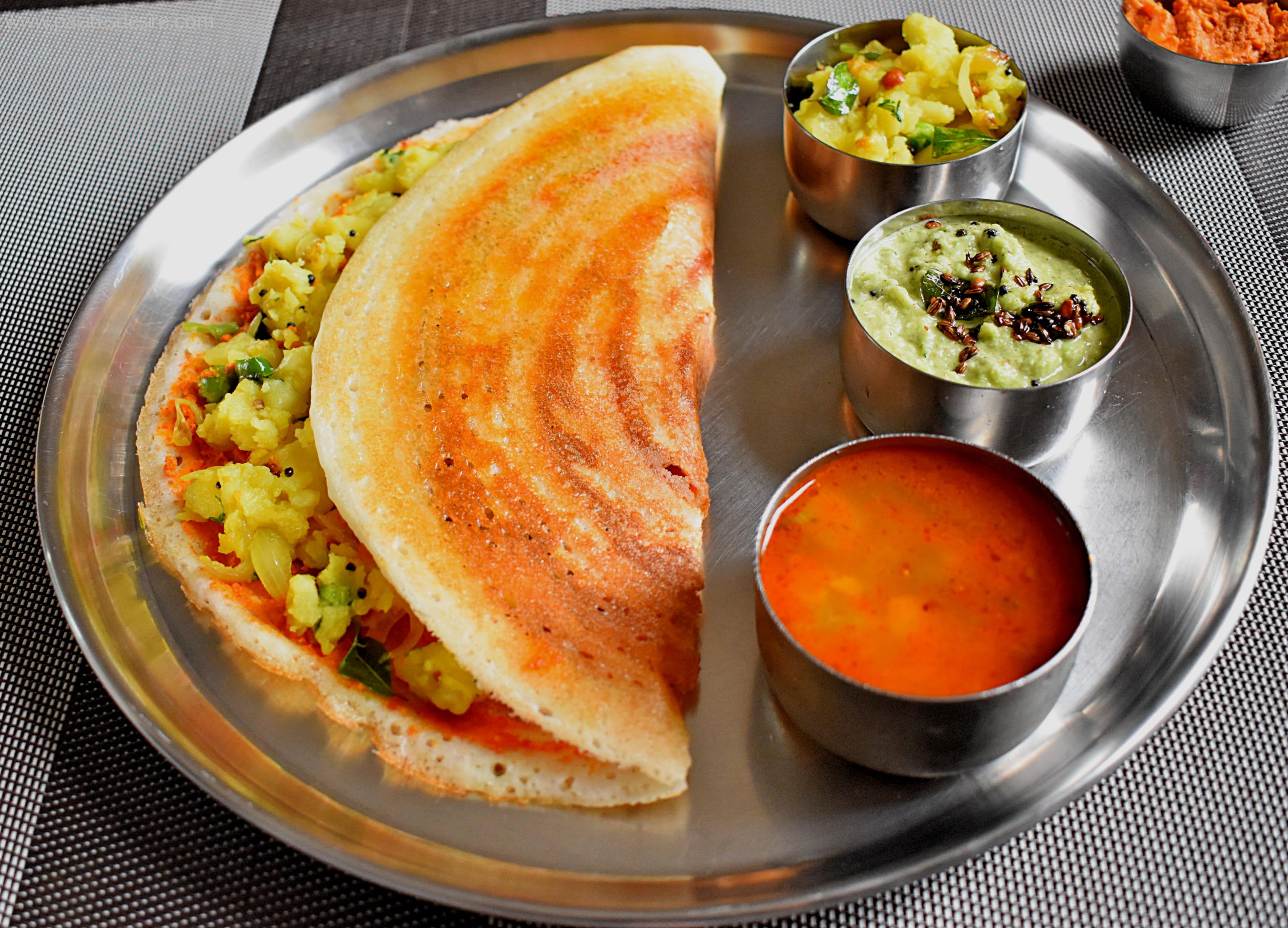SHREE THAKURJI RESTAURANT - Logo