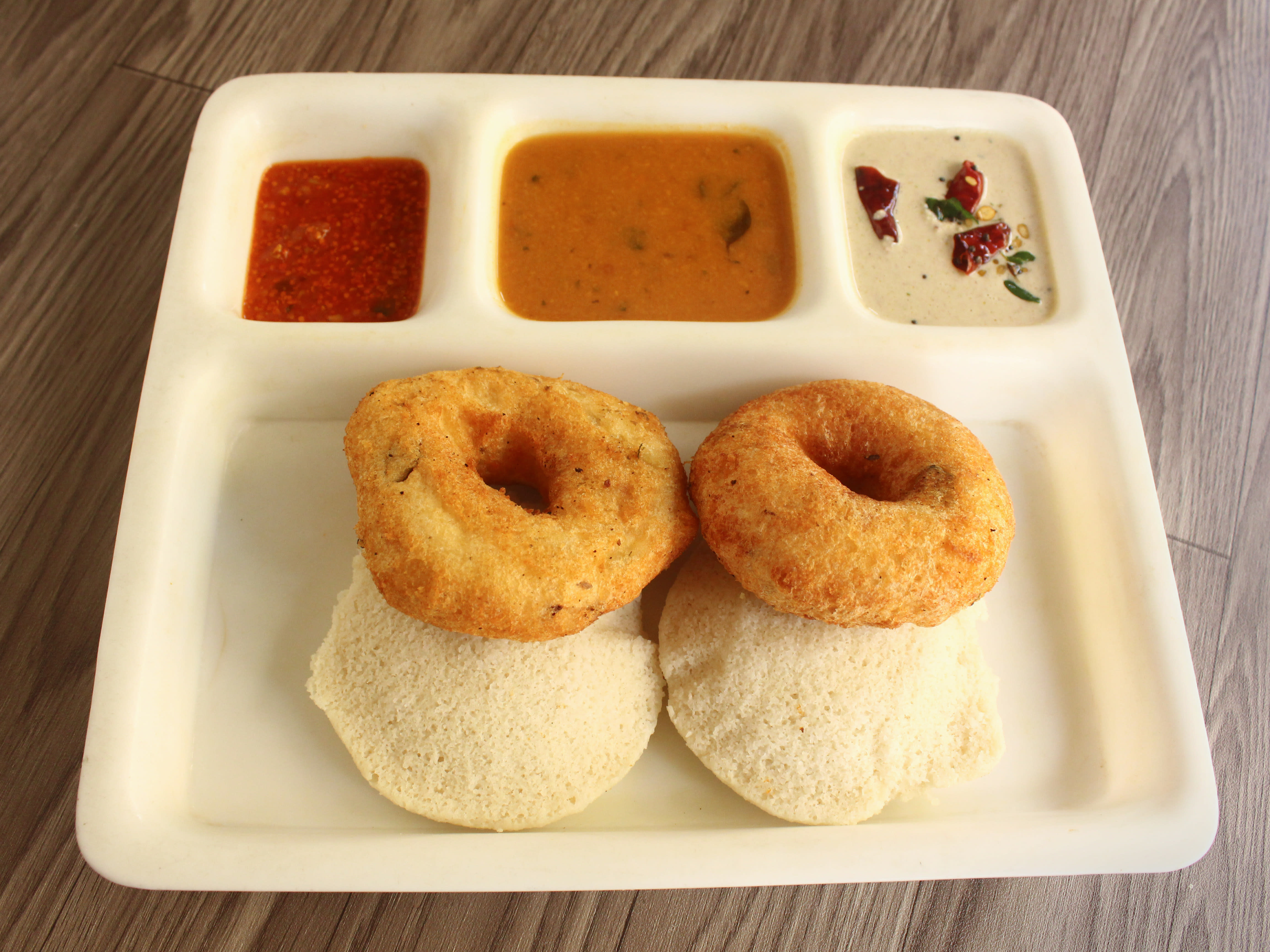 Shree Tirupati Balaji Idli - Logo