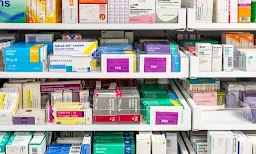 Shri Ganesh Medicals - Logo